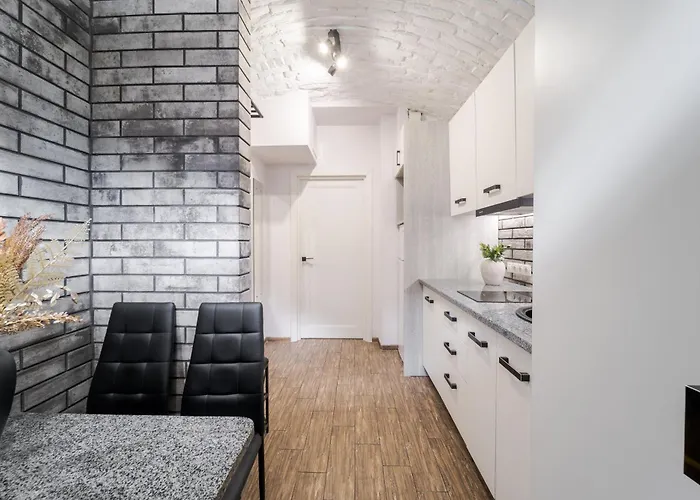 Demar Violet * Львів