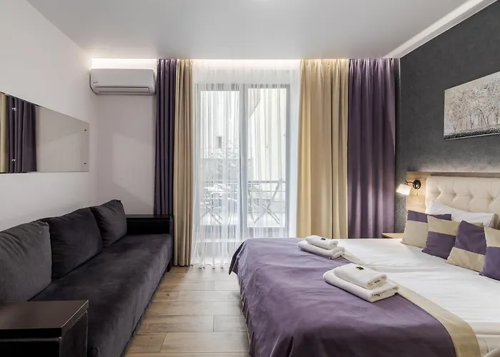 Demar Violet * Львів